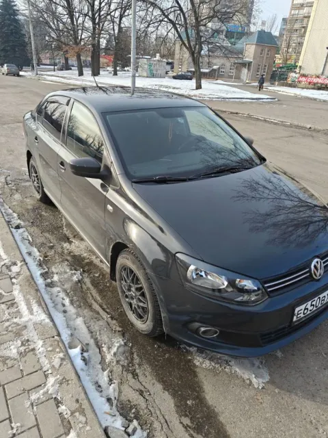 Продам фольксваген поло 2012 1.6 механика. состояние отличное, все работает, ничего не стучит. мотор... - фотография