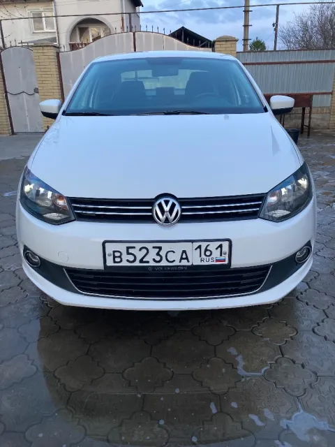 Продам volkswagen polo 2012года 2 владелица 196000 км родного пробега данный автомобиль в комплектац... - фотография