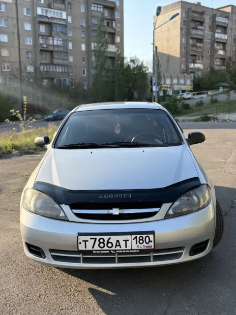 Продам шевроле лачетти 1.4 2007г. авто в хорошем состоянии на полном ходу, гур, абс, передние стекло... - фотография
