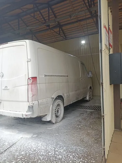 Продам. фольксваген крафтер 2010 год 2.5 турбо самый надёжный, очень хорошим состоянии не битая не г... - фотография