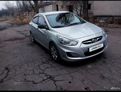 Hyundai solaris 1.6 mt, 2012, 164 000 км родной пробег
Автомобиль на полном ходу, вложений не требуе... - фотография