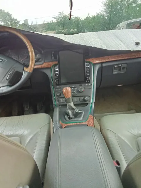 Продам volvo s80, 220 000 ₽, 1999 г. В. , 340 000 км, 2.4 механика (140л. С), бежевый цвет, передний... - фотография