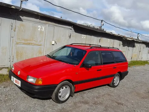 Vw passatb3 variant мотор 2e- 2.0. 1992г. В. Механика, полный привод syncro(подключаемый),116 л/c, г... - фотография