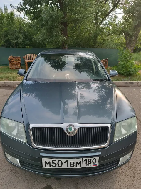 Продам skoda oktavia a5, 2006 г. , двигатель 1.6. Пробег 279 тыс. На ходу, состояние хорошее. Лонжер... - фотография
