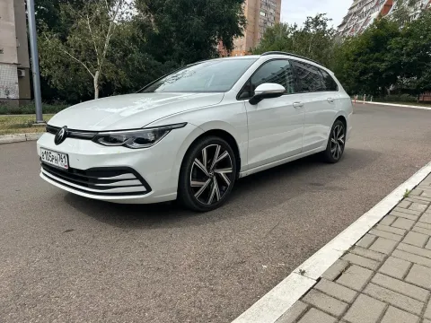 Vw golf 2022 г. .пробег 81900 км. . Бензин + газ метан заводской. .. Расход 380 километров за 700 ру... - фотография