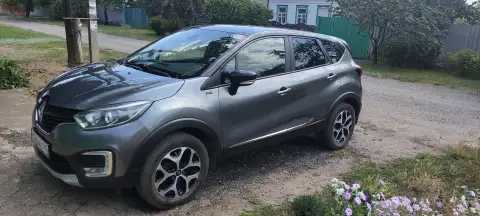 Продам рено каптюр. 2018 г. Автомат, 1.6, передний привод, бензин/газ. Газ оформлен официально. Лобо... - фотография