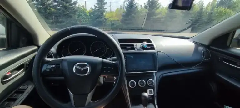 Продам mazda 6 gh (акпп, 2.5 литра бензин, 170 л. С. ), 2011 г. В.
Цена: 820000₽.
Пробег 270 тыс. Км. Все стекла заводские.
Резина хорошая.
Немного о комплектации:
- Круиз контроль;
- Камера заднего вида
- Кондиционер;
- Эл. Зеркала;
- Эл. Стеклоподъемники.
Автомобиль обслужен. Торг будет при осмотре.
+79493462213 Юлия - фотография - 4