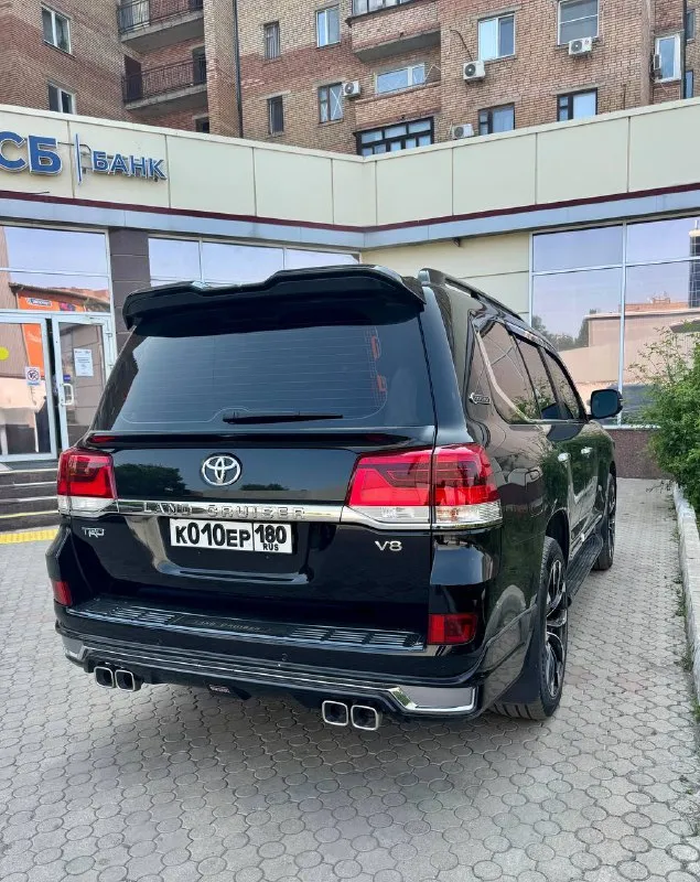 Toyota land cruiser 200
2019Г. Пробег 251000км
Цена: 7850000₽
Тел: +79183332217
Авто в максимальной комплектации excalibur на пеневмо подвеске lexus lx. Машина в идеальном состоянии по машине я второй владелец, были регистрации в связи с заменой номеров, машина полностью оклеена в броне пленку, автомобиль полностью в родном окрасе без единой аварии, любая проверка приветствуется, на авто установлена дорогая спутниковая сигнализация, новая мультимедиа и щиток приборов не китай, канадская фирма! Также установлена подсветка салона mtf, передние стекла оклеены атермальной пленкой которая на солнце затемняется, также установлены диски wald r22 на летней резине и зимняя резина на родных дисках r20, заменена тормозная система, установлен дорогой круговой обзор в замен родного, установлена проекция, доводчики всех дверей, фирменная блокировка акпп toyota и еще много чего перечислять!!! Торг у капота, площадкам не беспокоить! - фотография - 3