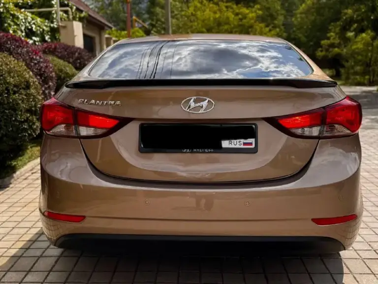 Продам hyundai elantra
2016 Года. Цвет очень красивый.
1 Хозяин, брал с салона!
1.6 Коробка. Механика шести ступка.
149. Тыс родного пробега!!!
Чистый кореец
Машина полностью в родной краске.
Все стекла родные!
Обслуживалась с момента покупки на одном сервисе!
Двигатель без нареканий, масло менялось каждые 6 тыс. Км!
Коробка без нареканий!
Климат контроль мультируль.
Комплектация: мультируль, электро зеркала, 4 стеклоподъёмника, кондиционер холодит хорошо, подогрев сидений, бортовой компьютер, экран, туманки, led-фары, круиз контроль
Салон в очень хорошем состоянии!
Стоят дорогие титановые диски снова летней резиной. Новые. R.17 гаражное хранение. Цена 1 250 000 руб.
Телефон +7 949 50 999 58 николай васильевич whatsapp telegram - фотография - 7