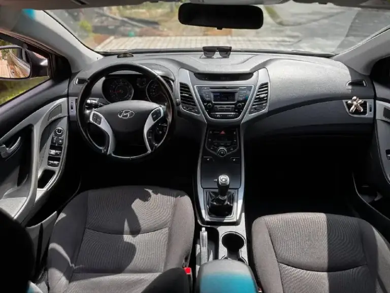 Продам hyundai elantra
2016 Года. Цвет очень красивый.
1 Хозяин, брал с салона!
1.6 Коробка. Механика шести ступка.
149. Тыс родного пробега!!!
Чистый кореец
Машина полностью в родной краске.
Все стекла родные!
Обслуживалась с момента покупки на одном сервисе!
Двигатель без нареканий, масло менялось каждые 6 тыс. Км!
Коробка без нареканий!
Климат контроль мультируль.
Комплектация: мультируль, электро зеркала, 4 стеклоподъёмника, кондиционер холодит хорошо, подогрев сидений, бортовой компьютер, экран, туманки, led-фары, круиз контроль
Салон в очень хорошем состоянии!
Стоят дорогие титановые диски снова летней резиной. Новые. R.17 гаражное хранение. Цена 1 250 000 руб.
Телефон +7 949 50 999 58 николай васильевич whatsapp telegram - фотография - 8