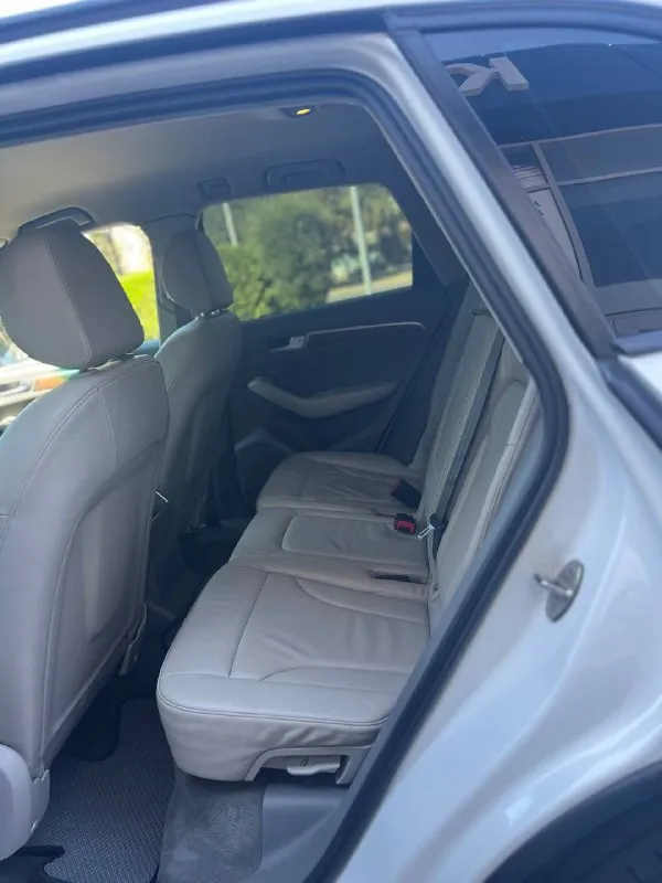 Audi q5 2009
Номер: +79497546213
Цена: 1.285.000

Машина в хорошем состояние
Как внешне так и технически
Кузов без гнили и ржавчин
Мотор и коробка работают без нареканий
Ходовая часть как новая
Салон ухожен, не протерт, в машине не курили
Хорошая комплектация
Кожаный мультируль
Датчик света и дождя, круиз контроль, электро привод багажника, климат контроль, электро регулировка сидений и зеркал, хорошая мультимедиа с блютуз - фотография - 8