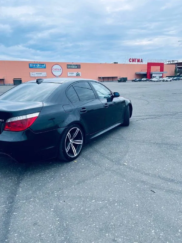 Bmw e60 m54b30
2004 Год
390.000 Пробег
Черная на черном
Вся переодета в рест
Фары рест bi led модули
Птф bi led ( ближний/дальний )
Logic 7 на оптике
Андроид как дополнение к штатной ссс ( штатная + bluetooth car play )
Камера заднего вида
Комфорт салон: электро регулировка сидений, память, ломайки с подогревом и вентиляцией ( что редкость для е60 )
Диски r19 на новой летней резине
Так же комплект зимней ( проехала сезон, состояние новой )
По технике была полная замена ходовой, обслужен двс (замена цепей и тд. )
Подробности по телефону либо телеграмм
+79494133878
Территориально донецк
Цена: 1.300.000 срочно
📞 Звоните: +7(949)4133878 - фотография - 3
