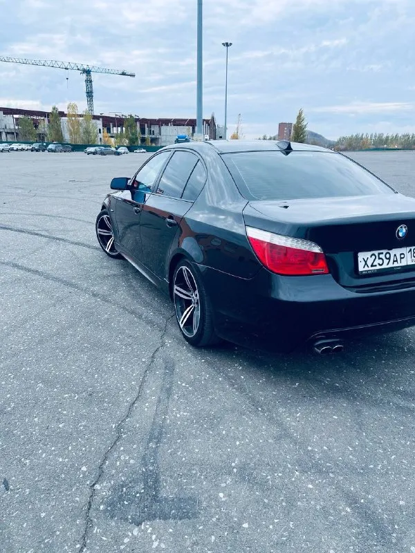 Bmw e60 m54b30
2004 Год
390.000 Пробег
Черная на черном
Вся переодета в рест
Фары рест bi led модули
Птф bi led ( ближний/дальний )
Logic 7 на оптике
Андроид как дополнение к штатной ссс ( штатная + bluetooth car play )
Камера заднего вида
Комфорт салон: электро регулировка сидений, память, ломайки с подогревом и вентиляцией ( что редкость для е60 )
Диски r19 на новой летней резине
Так же комплект зимней ( проехала сезон, состояние новой )
По технике была полная замена ходовой, обслужен двс (замена цепей и тд. )
Подробности по телефону либо телеграмм
+79494133878
Территориально донецк
Цена: 1.300.000 срочно
📞 Звоните: +7(949)4133878 - фотография - 4