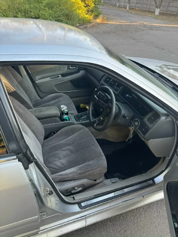 Продаю toyota chaser jzx 100 1996 г. Выпуска пробег 361.000 тыс. Км мотор 2,5л 1jz-ge(200л. С) в паре с 4-х ступенчатым автоматом машина в комплектации avante, а именно: шоколадный салон, 4 стеклоподъемника, гур, кондиционер, климат контроль, датчик света, электро-регулировки зеркал, 3 режима езды, стабилизация и многие другие опции хорошая музыка, магнитола prology(процессорная), в 4-х дверях динамики dl audio barracuda, сабфувер pioner новые диски r17 на хорошей резине передняя ходовая вся перебрана, заднюю отдам в комплекте с машиной(если не успею поставить) с документами полный порядок, птс, стс, дкп находится в г. Шахтерск цена 675000 тысяч рублей с торгом у капота +79497039975
📞 Звоните: +7(949)7039975 - фотография - 5