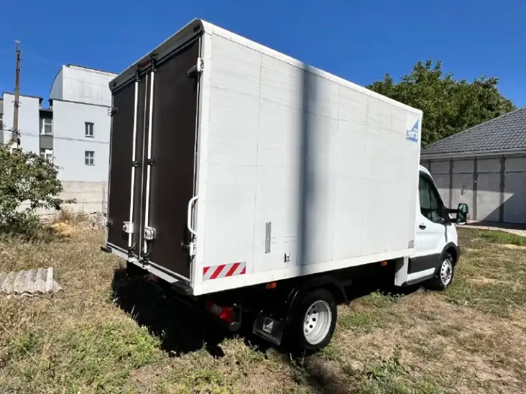 Продажа ford transit 2016 г. В.
Категория в
Общая информация
Продается надежный и вместительный ford transit 2016 года выпуска. Идеальный выбор для бизнеса, перевозок благодаря своей универсальности и прочности.
В родном окрасе, без дтп, 2 хоз.
Основные характеристики
* Двигатель: 2.2l дизель, мощность 125 л. С.
* Трансмиссия: механическая 6-ступенчатая
* Пробег: 105 000 км
* Кузов: фургон, грузоподъемностью до 1.15 тонн
Внутренние размеры кузова:
Длина - 3.5 м;
Ширина - 2,08 м;
Высота - 1,98 м;
* Цвет: белый
Особенности и преимущества
* Надежная работа двигателя и трансмиссии
* Регулярное техническое обслуживание
* Без вложений
* Возможность использования как для коммерческих целей, так и для личных нужд
Дополнительная информация
* В хорошем состоянии, все системы работают исправно
* Есть небольшие косметические дефекты, не влияющие на эксплуатацию
* Документы в порядке, возможен торг при осмотре
* Заводской подогрев webasto
Контакты
Для получения дополнительной
📞 Звоните: +7(959)1063804 - фотография - 4