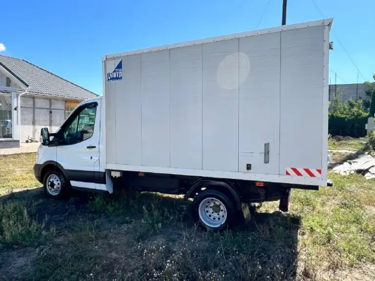 Продажа ford transit 2016 г. В.
Категория в
Общая информация
Продается надежный и вместительный ford transit 2016 года выпуска. Идеальный выбор для бизнеса, перевозок благодаря своей универсальности и прочности.
В родном окрасе, без дтп, 2 хоз.
Основные характеристики
* Двигатель: 2.2l дизель, мощность 125 л. С.
* Трансмиссия: механическая 6-ступенчатая
* Пробег: 105 000 км
* Кузов: фургон, грузоподъемностью до 1.15 тонн
Внутренние размеры кузова:
Длина - 3.5 м;
Ширина - 2,08 м;
Высота - 1,98 м;
* Цвет: белый
Особенности и преимущества
* Надежная работа двигателя и трансмиссии
* Регулярное техническое обслуживание
* Без вложений
* Возможность использования как для коммерческих целей, так и для личных нужд
Дополнительная информация
* В хорошем состоянии, все системы работают исправно
* Есть небольшие косметические дефекты, не влияющие на эксплуатацию
* Документы в порядке, возможен торг при осмотре
* Заводской подогрев webasto
Контакты
Для получения дополнительной
📞 Звоните: +7(959)1063804 - фотография - 5
