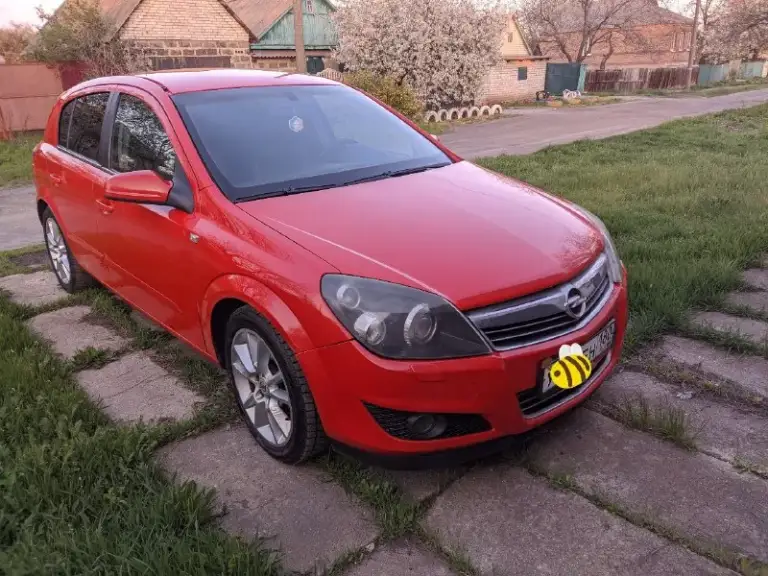 В продажа opel астра h 2008 г. В отличном состоянии, двигатель 1.8 140 л. С. Пробег 230 тыс. Кпп механика. Кузов в заводском окрасе, вздутий и ржавчины нету, дтп не было. По двигателю и ходовой нареканий нет. Два ключа + сервисные книжки. Цена: 650 тыс. Руб. С хорошим торгом. Переоформление без проблем, собственник. Тел: +79493809183
📞 Звоните: +7(949)3809183 - фотография - 2