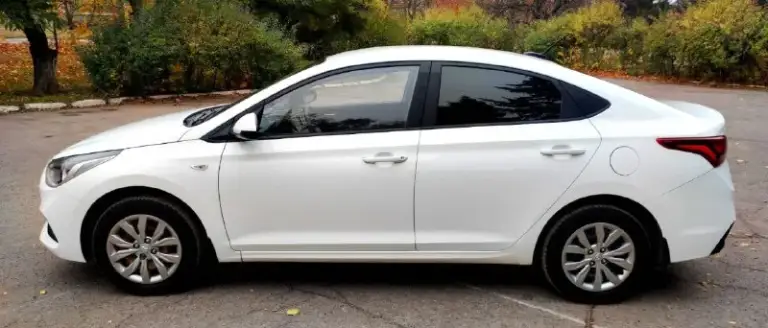 Продам hyundai solaris 2019 год, 1,6 бензин, 125 л. С. , механика 6-ти ступени. Цена 1,230 млн. Руб. Зеленая автотека!!!! Реальный подтверждённый пробег 126 тыс. Км. Авто без дтп в родном окрасе. Хорошая комплектация: бортовой компьтер, кожаный мультируль с подогревом, круиз контроль, магнитола с блютузом, 4 динамика, громкая связь, сидения с подогревом, 4 стеклоподъемника, кондиционер, регулировка зеркал, центральный замок, сигнализация стар лайн. Двигатель, коробка, ходовая в идеальном состоянии. Шины 15 лето почти новые, в комплекте шипованные зимние шины. Отличная динамика и ходовые качества авто удивляют. Детально по телефону+79493202480, +79493560528
📞 Звоните: +7(949)3202480 - фотография - 4