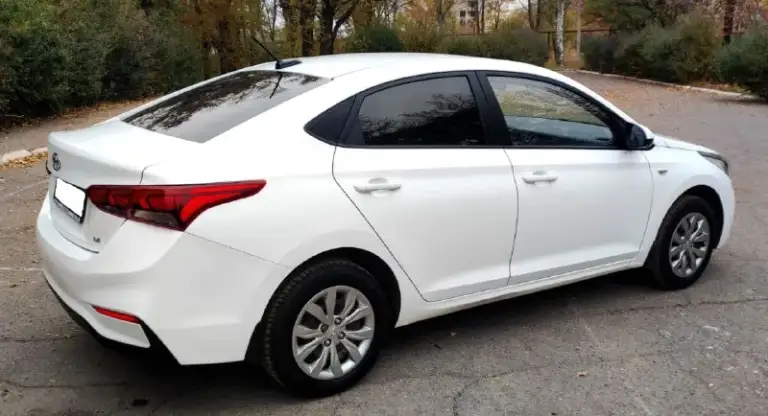 Продам hyundai solaris 2019 год, 1,6 бензин, 125 л. С. , механика 6-ти ступени. Цена 1,230 млн. Руб. Зеленая автотека!!!! Реальный подтверждённый пробег 126 тыс. Км. Авто без дтп в родном окрасе. Хорошая комплектация: бортовой компьтер, кожаный мультируль с подогревом, круиз контроль, магнитола с блютузом, 4 динамика, громкая связь, сидения с подогревом, 4 стеклоподъемника, кондиционер, регулировка зеркал, центральный замок, сигнализация стар лайн. Двигатель, коробка, ходовая в идеальном состоянии. Шины 15 лето почти новые, в комплекте шипованные зимние шины. Отличная динамика и ходовые качества авто удивляют. Детально по телефону+79493202480, +79493560528
📞 Звоните: +7(949)3202480 - фотография - 6