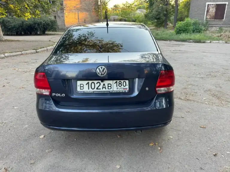 Volkswagen поло 2012 г.
Покупался в донецке в автосалоне, машина местная. Родной пробег 64000, 2 комплекта новой резины с дисками. Полностью в родной краске, без царапин и вмятин, в идеальном состоянии. Хозяин по документам. Г. Енакиево +79493826623. Цена 950 тысяч рублей
📲 Tg: @kristinnnkk
📞 Звоните: +7(949)3826623 - фотография - 2