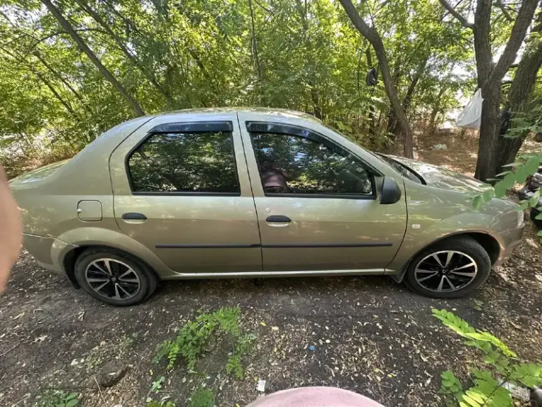 Продам renault логан 2012 г 1.6 двигатель 134т пробега в хорошем состоянии тел 79495617309
📞 Звоните: +7(949)5617309 - фотография - 4