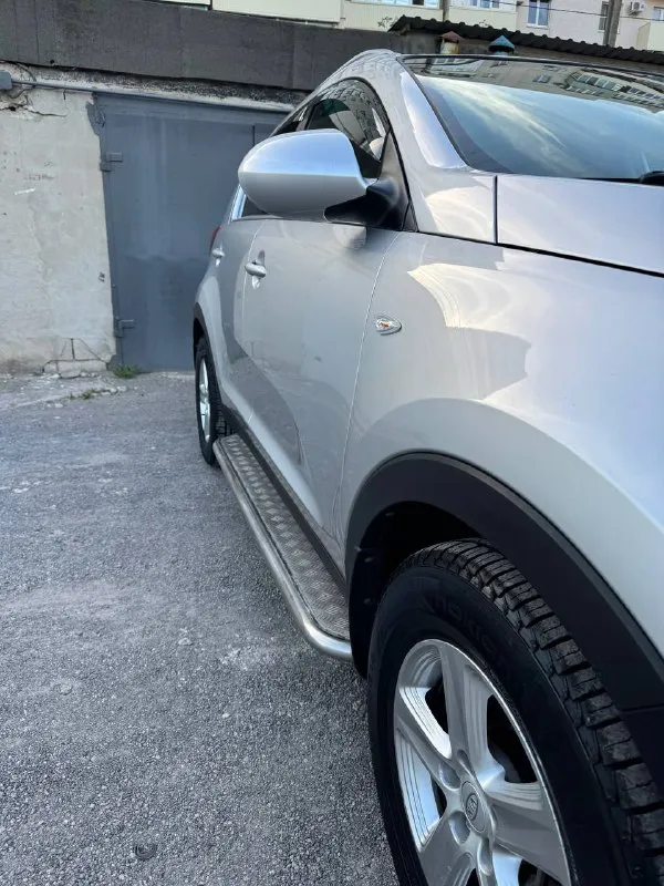 Продам kia sportage 2015 года, двигатель 2.0 бензин, акпп автомат полноценный asin , машина в идеальном состояние, не бита не крашеная 10000% любые проверки и подборщики авто эксперты, в красивом цвете, богатая комплектация, климат контроль, подогрев передних , полный эльктро пакет максимальная регулировка, андроид мульти медия, навигация камера заднего вида мульти руль адаптивный круиз контроль, голосовое управление, прошла т. О заменены масла фильтра только на оригинальных маслах, вложения не требует новая летняя 2 комплекта ключей сигнализация старлайн с автозапуском сервесные книги запасное колесо не разу не установлено с документами полный порядок , цена 1.470 торг тел +79494999723 мариуполь - фотография - 7