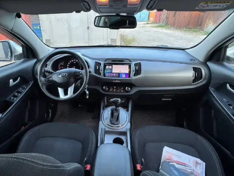 Продам kia sportage 2015 года, двигатель 2.0 бензин, акпп автомат полноценный asin , машина в идеальном состояние, не бита не крашеная 10000% любые проверки и подборщики авто эксперты, в красивом цвете, богатая комплектация, климат контроль, подогрев передних , полный эльктро пакет максимальная регулировка, андроид мульти медия, навигация камера заднего вида мульти руль адаптивный круиз контроль, голосовое управление, прошла т. О заменены масла фильтра только на оригинальных маслах, вложения не требует новая летняя 2 комплекта ключей сигнализация старлайн с автозапуском сервесные книги запасное колесо не разу не установлено с документами полный порядок , цена 1.470 торг тел +79494999723 мариуполь - фотография - 9