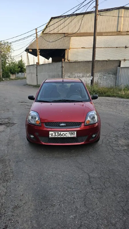 Продам: форд фиеста
Год: 2006
Двс: 1.25
Кпп: механика
Пробег : 113.000км
Газ: евро-4 (вписан)
Цена: 420к торг у капота
Собственник, во владении больше 4х лет.
+79495216165
По мотору и кпп без нареканий. По ходовой без вопросов, из последнего перебрал задние тормоза и стойки: тормозные барабаны, колодки, механизмы, цилиндры, амортизаторы все стоит новое. Резина лето покупал в начале сезона - фотография - 2