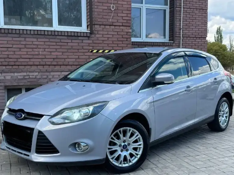 Продам ford focus 3
Год:2013
Пробег :180.000 родной пробег готов на любые проверки
Двигатель:1.6
Коробка : автомат
Автотека зелёная
Без дтп
В родном окрасе

Автомобиль в идеальном состоянии
За машину не стыдно
Полностью обслужен от а до я
Ходовая работает идеально без посторонних звуков
Каждые 5.000 полное обслуживания
За машину не стыдно
Готов на любые проверки за ваш счет

Комплектация полная :
Круиз контроль, двух зоный
Климат , bluetooth, навигатор, большой дисплей с интернетом, подогрев сидений, подогрев стекол, мульти руль, камера заднего вида, спорт режим, парктроники, в машине есть абсолютно всё для удобной езды

Цена: 860.000
+79495278015 - фотография - 1