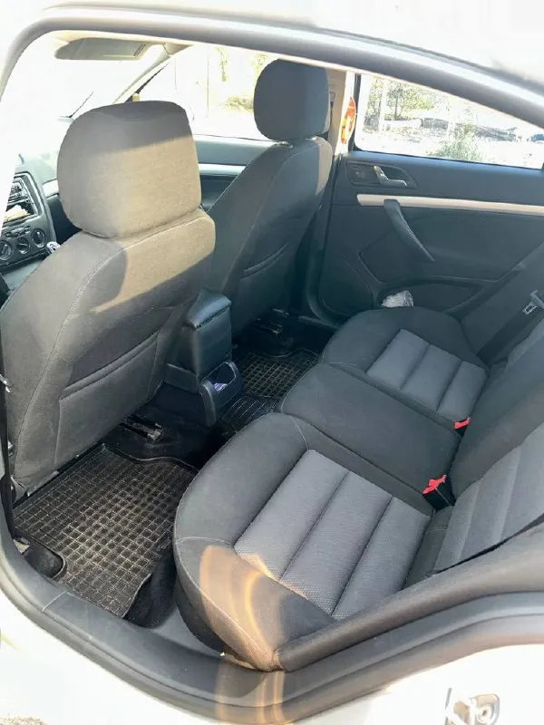 Продам skoda октавия а5 2006 года 1.6 mpi на механике в хорошем состоянии 800000 осмотр город шахтёрск +79494252898
📞 Звоните: +7(949)4252898 - фотография - 6
