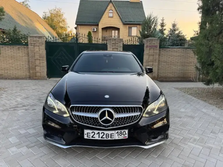 🚗Продам!!!🚗 🚗mercedes-benz е-класс 212 🚗 рестайлинг аmg-пакет авто в родном окрасе не бит не крашен автотека зеленая❗️машина в идеальном состоянии, как внешне так и технически❗️ обслужена вложений не каких не требуеться❗️ я хозяин, документы в полном порядке! Год выпуска-2014. Пробег родной 190.000т мотор 2 л-turbo коробка передач -7 ступенчатый автомат(полноценный ) климат контроль 2-х зонный подогрев сидений стеклоподъемники -4 парктроник зад-перед! Система контроля слепых зон круиз контроль система удерживания полосы улучшенная система безопастности мультимедийная система сигнализация-центральный замок! Цена 2.250.000 руб. Тел;+7949-864-30-45 тел;+7949-899-78-42 осмотр г. Харцызк
📞 Звоните: +7(949)8643045 - фотография - 1