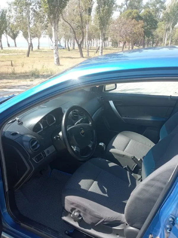 Chevrolet aveo
Город: мариуполь
Год выпуска: 2007
Двигатель: 1.4 16 кл
Кпп: автомат
Цена: 590 000 р.
Собственник. Авто в отличном состоянии, оригинальный пробег 174 т. К, кондиционер холодит, магнитола андроид, камера заднего вида, резина лето в хорошем состоянии, ходовая часть обслужена, чистый салон, документы в порядке. Торг.
Тел. +79497180629 - фотография - 5