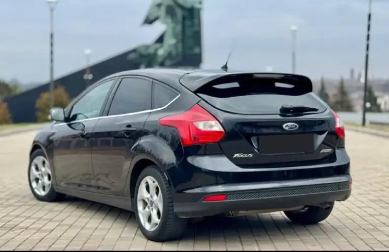 Срочно первая цена по рф продам ford focus, 2013г выпуска в комплектации sport 125 л. С. Пробег 167.000 мотор 1.6 коробка 6-ступенчатая акпп мотор работает отлично без проблем. Коробка переключает идеально без пинков, работает идеально. Кузов в хорошем состоянии, был один косметический окрас, одной передней левой двери. По ходовой части все в порядке нечего не стучит и нет не каких посторонних звуков. По комплектации есть все необходимое для удобной и комфортной эксплуатации. Печка греет идеально, кондиционер работает в полном режиме. 2 стеклоподъемника. Hill launch assist: с сист. Поддержки троганья на склоне. Аксессуарн. Блок usb. Подогрев зеркал. Датчик дождя. Датчик света. Мульти-руль. Продажа через мрео осмотр г. Донецк звоните в любое время +79499952361 цена 780.000 торг
📞 Звоните: +7(949)9952361 - фотография - 3