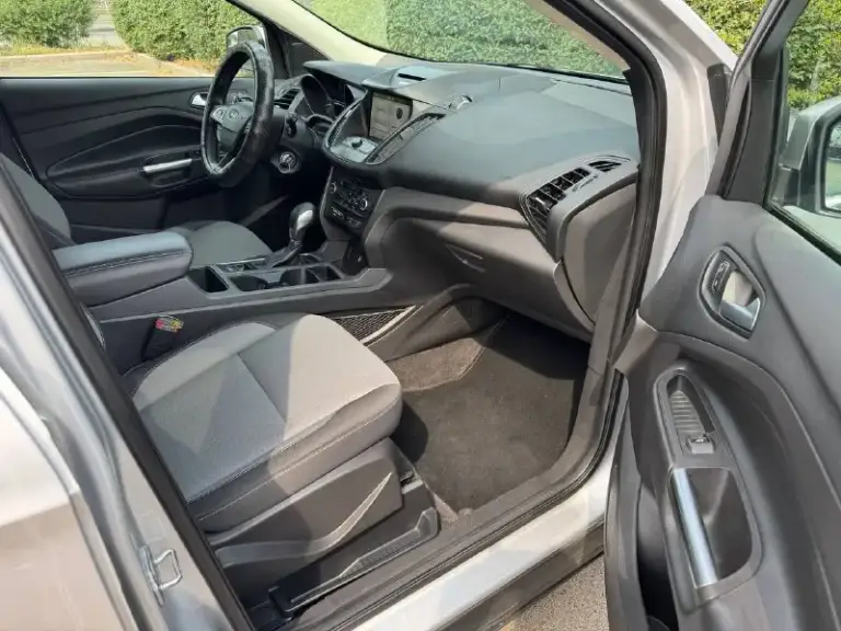 Ford escape, 2017, 1.5 (179 л. С. ) автомат. 134000км. Отличный автомобиль на обычном автомате, не робот. Хорошая комплектация, климат контроль 2-х зонный, электрорегулировка и подогрев передних сидений,   датчик дождя,   датчик света,   люк + панорамная крыша, мультимедийная система с камерой заднего вида. 1fmcu0gd1jua40796. Возможен оформление в кредит. Возможен обмен. Более детально по телефону.
Цена - 1.600.000 р.
+79493890604 - фотография - 9
