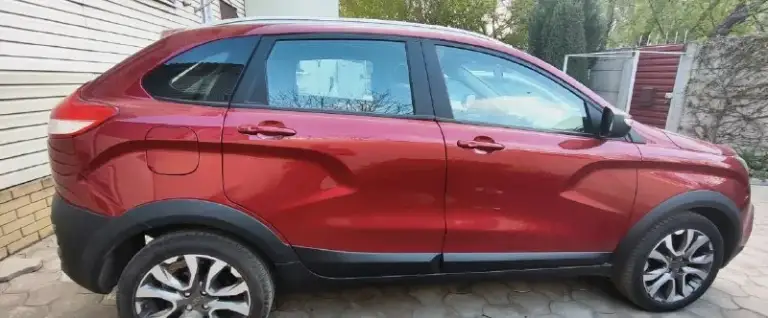 Lada xray cross, 2021
Автоматическая коробка, бензин, 1,6л. Передний привод, пробег - 70 км.
Машина в хорошем состоянии, небитая, мотор коробка ниссан, салон целый, чистый, стоит головное устройство с apple car play и android auto, камера заднего вида, сигнализация
Цена: 1500000 руб
Звоните +79493354459 - фотография - 3