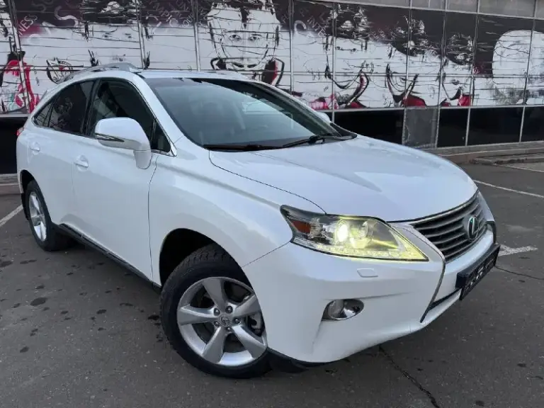 Lexus rx 270 2013 год, 2.7 автомат. Пробег - 134000 км.
Официальный дилерский автомобиль. Отличное состояние, красивый цвет белый перламутр. Обслужен. Родной пробег. Возможно оформление в кредит. Возможен обмен. Более детально по телефону.
Цена - 2.400.000 р.
+79493890604 - фотография - 1
