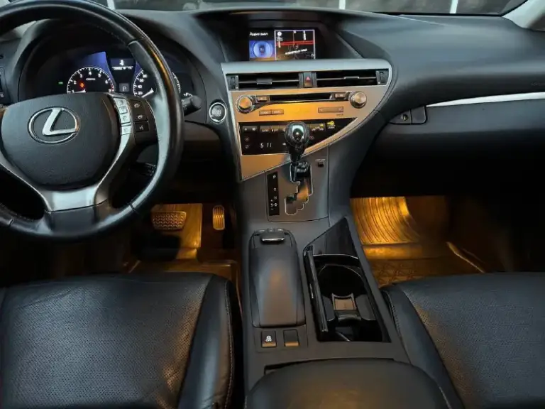 Lexus rx 270 2013 год, 2.7 автомат. Пробег - 134000 км.
Официальный дилерский автомобиль. Отличное состояние, красивый цвет белый перламутр. Обслужен. Родной пробег. Возможно оформление в кредит. Возможен обмен. Более детально по телефону.
Цена - 2.400.000 р.
+79493890604 - фотография - 9