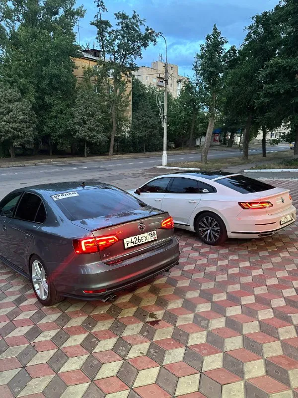 Продам vw arteon 03/2020
2.0 Tsi 272 л. С
Акпп aisin 09p(aq450) 8 ступка
Полный привод 4motion
Турбина is38 с завода(можно дунуть и станет весело🙄🫡)
Полный сток, кат на месте🤑
Вся безопасность на месте, ни одна подушка не стреляла
По америке легкий удар, вин скину по запросу.
Автомобиль полностью заклеен в полиуретановую пленку 200микрон, капот 230 микрон. Сделан полный антихром, крыша в черный полиуретан.
В конце лета обслужена: масло в двс, в акпп, в полном приводе, антифриз, тормозуха.
Цена:2 700 000💸
Продаю пока не продан интересный мне авто. - фотография - 3