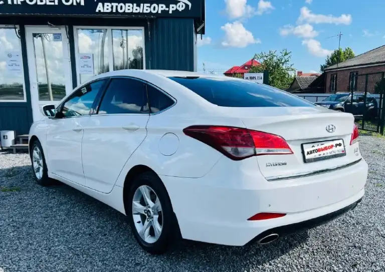 Hyundai i40
Год выпуска : 2012
Двигатель: 2.0 (150 л. С. )
Коробка передач: автомат
Пробег: 223 000 км
Привод: передний

📌Автомобиль в идеальном техническом состоянии
📌Кузов также в хорошем состоянии
📌Чистый и ухоженный салон
📌Все жидкости заменены
📌2 Комплекта резины

Стоимость 999 000₽✅

Покупка возможна за наличный расчет или в кредит даже без первоначального взноса

Готовы доставить по лнр/днр/ в
Область

☎️ +79623868777
📲 @Den_balan
☎️ +79127856024
📲:@Mrnicezkm - фотография - 6