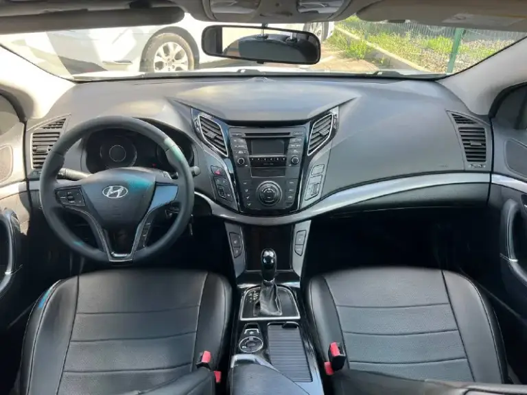 Hyundai i40
Год выпуска : 2012
Двигатель: 2.0 (150 л. С. )
Коробка передач: автомат
Пробег: 223 000 км
Привод: передний

📌Автомобиль в идеальном техническом состоянии
📌Кузов также в хорошем состоянии
📌Чистый и ухоженный салон
📌Все жидкости заменены
📌2 Комплекта резины

Стоимость 999 000₽✅

Покупка возможна за наличный расчет или в кредит даже без первоначального взноса

Готовы доставить по лнр/днр/ в
Область

☎️ +79623868777
📲 @Den_balan
☎️ +79127856024
📲:@Mrnicezkm - фотография - 8