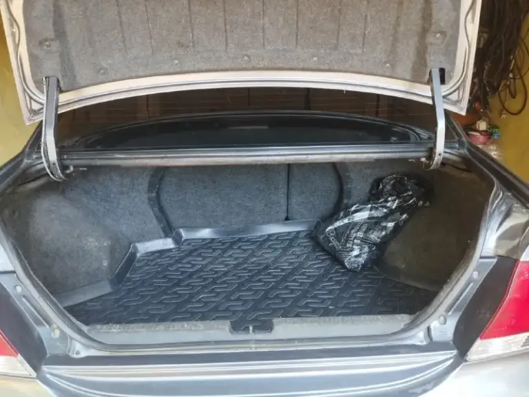 Продам mitsubishi лансер 9.2006г. Р объем 1.6.на механике. Пробег 193т. Км. Установлен газ евро 4. Резина лето новая, зима на штамповках. Обесшумлена, днище и пороги не гнелые. Климат контроль. Цена 400т. Р+торг телефон+7949 403 23 41. Авто находится в енакиево.
📞 Звоните: +7(949)4032341 - фотография - 7