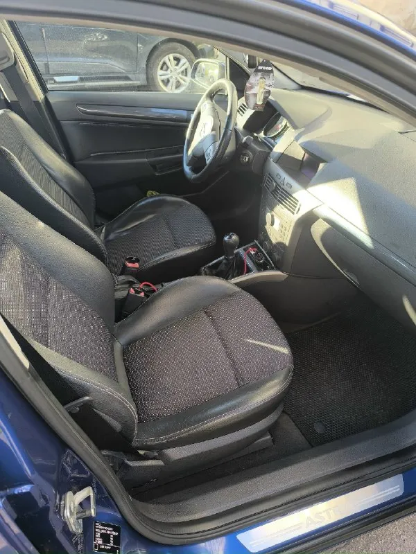 Продам opel astra h 2004г. 1.8 бензин механика цена 470000₽ донецк +79493615589
📞 Звоните: +7(949)3615589 - фотография - 8