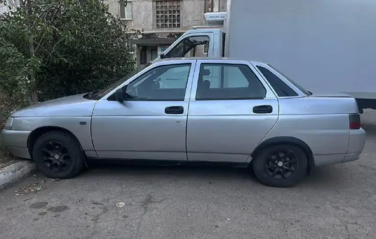Продам срочно ваз 2110 1,5 2004 год автомобиль в хорошем состоянии, вложений не больших требует, в моментах варить. По лкп есть нюансы, всё как на фото. Мотор в идеале после кап ремонта. Из нового: заменены масла фильтра, центральный замок, новый аккумулятор, бензонасос, датчики, дмрв, фары, музыка, много обновленний по салону. Машина продается с комплектом зимней резины. Больше информации в лс. С документами полный порядок продажа от собственника цена 180.000 быстрым торг 79497042587 осмотр в харцызске
📞 Звоните: +7(949)7042587 - фотография - 2