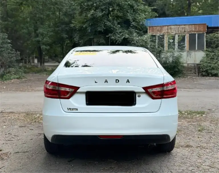 Продам ваз vesta ( ваз веста) 2018год, 1 собственник, полностью в родном окрасе ❗в отличном состоянии.
Родной пробег 80 тыс.
Зеленая автотека. Без дтп. Автомобиль весь в шумоизоляции.
Кузов полностью оцинкован, без рыжиков и гнили. Дно и пороги целые. Двигатель 1.6, коробка механика. Двигатель работает ровно, масло не ест. Комплектация :abs, esp, климат контроль, подогрев сидений, электрорегулировка зеркал и фар, 4 эл. Стеклоподъемника,
Обогрев зеркал, подушки безопасности, парктроники, центральный замок, 2 ключа, сервисная книжка. Салон чистый и ухоженный. Резина зима +лето 🎁
Автомобиль юридически чистый. Торг у капота.
✅Звонить +7 (959) 029-04-49
✅Цена 1млн 50 тыс руб.

📞 Звоните: +7(959)0290449 - фотография - 4
