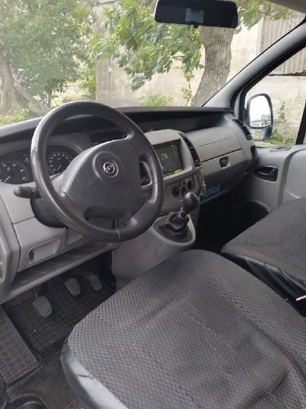Продам opel vivaro 2002 г. В. Двигател 1.9 dti двс и кпп после ремонта. Ходовая вся пересыпана. Надо заменить радиатор кондея он куплен. Кузов в отличном состоянии, заводской пассажир, резина зима-лето на дисках в перевозках не участвовал цена 1 200 000₽ торез торг +7949-388-08-77
📞 Звоните: +7(949)3880877 - фотография - 10