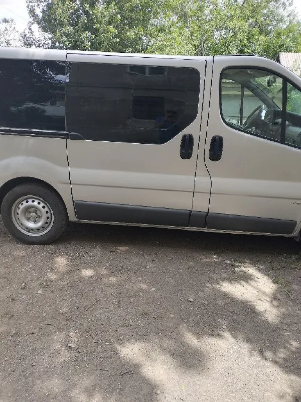 Продам opel vivaro 2002 г. В. Двигател 1.9 dti двс и кпп после ремонта. Ходовая вся пересыпана. Надо заменить радиатор кондея он куплен. Кузов в отличном состоянии, заводской пассажир, резина зима-лето на дисках в перевозках не участвовал цена 1 200 000₽ торез торг +7949-388-08-77
📞 Звоните: +7(949)3880877 - фотография - 6