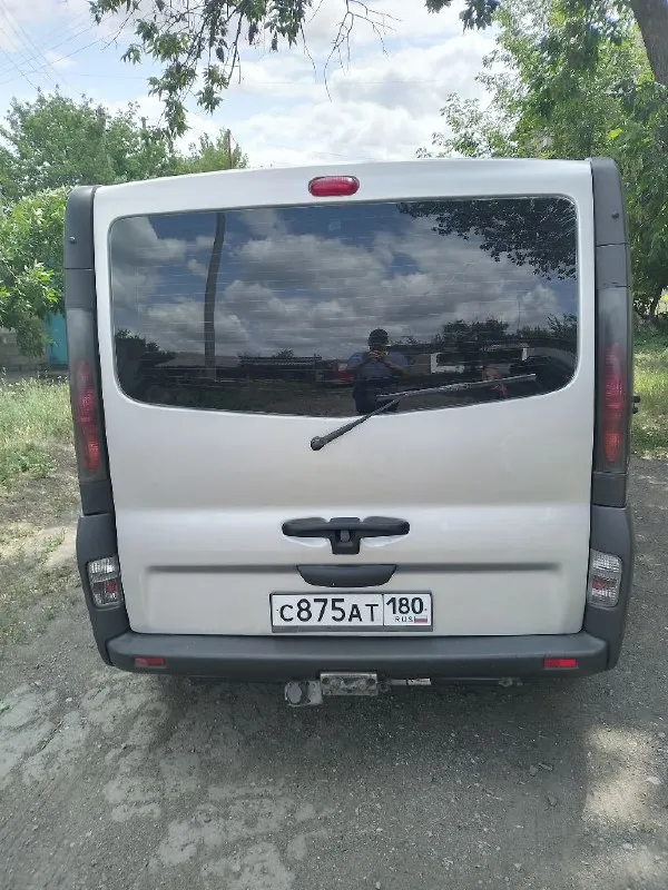 Продам opel vivaro 2002 г. В. Двигател 1.9 dti двс и кпп после ремонта. Ходовая вся пересыпана. Надо заменить радиатор кондея он куплен. Кузов в отличном состоянии, заводской пассажир, резина зима-лето на дисках в перевозках не участвовал цена 1 200 000₽ торез торг +7949-388-08-77
📞 Звоните: +7(949)3880877 - фотография - 7