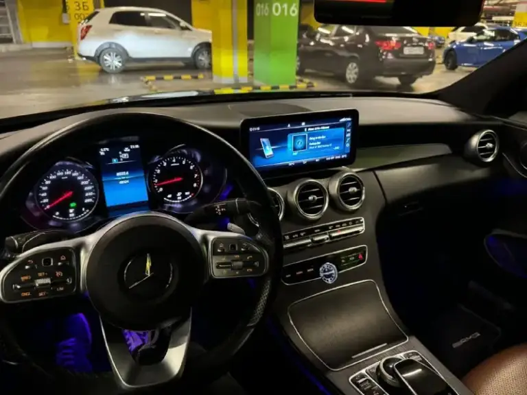 Продам mercedes c200 w205 рестайлинг 1.5 турбо 2021 года выпуска! Куплена на оф. Дилере, не привезенная. Три хозяина за все время эксплуатации. Пробег 45 тыс. Км оригинал, салон в идеальном состоянии, ничего не крутилось и не менялось, весь в родном заводском окрасе, в бронепленке с автосалона, вкруг заводское остекление. Коробка работает отлично, двигатель без дефектов. Авто без вложений от слова совсем, сел и поехал. Любые проверки на ваших сто. Продажа срочная от собственника!
Цена: 4 🍋 рублей, торг, реальному покупателю‼️тел. +79498431343 г. Донецк - фотография - 7