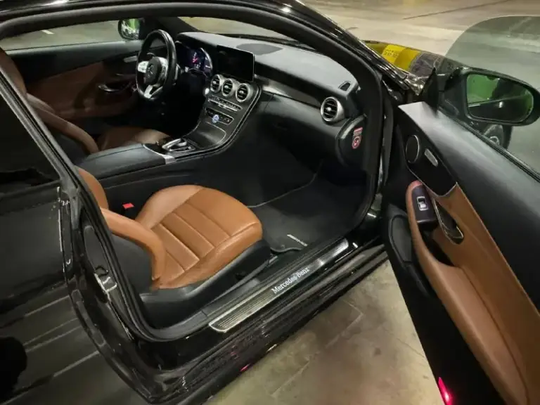 Продам mercedes c200 w205 рестайлинг 1.5 турбо 2021 года выпуска! Куплена на оф. Дилере, не привезенная. Три хозяина за все время эксплуатации. Пробег 45 тыс. Км оригинал, салон в идеальном состоянии, ничего не крутилось и не менялось, весь в родном заводском окрасе, в бронепленке с автосалона, вкруг заводское остекление. Коробка работает отлично, двигатель без дефектов. Авто без вложений от слова совсем, сел и поехал. Любые проверки на ваших сто. Продажа срочная от собственника!
Цена: 4 🍋 рублей, торг, реальному покупателю‼️тел. +79498431343 г. Донецк - фотография - 9