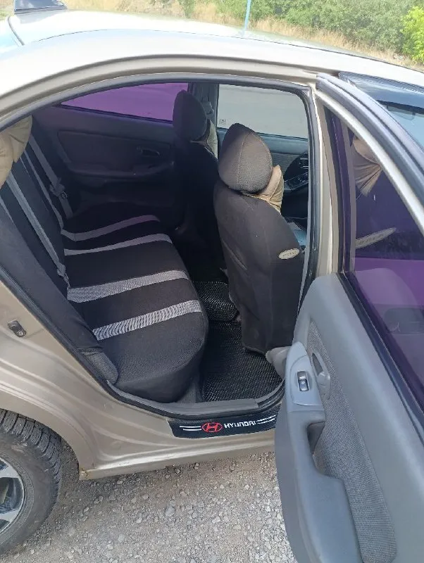 Продам hyundai элантра 1.6 2004 год, на полном ходу, двигатель полностью после капиталки прошол 1000км, заменено всё что можно от поддона до головы включая грм, стоит кондиционер дует хорошо, электоростеклоподъёмники 4шт, гур, дрогая музыка с сабом играет хорошо, по кузову есть моменты днище в отличном состоянии доки все в наличии,350₽ торг. +79497132180
📞 Звоните: +7(949)7132180 - фотография - 8